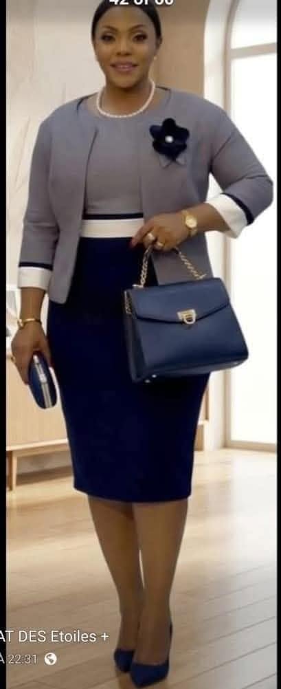 Ensemble veste grise & jupe marine